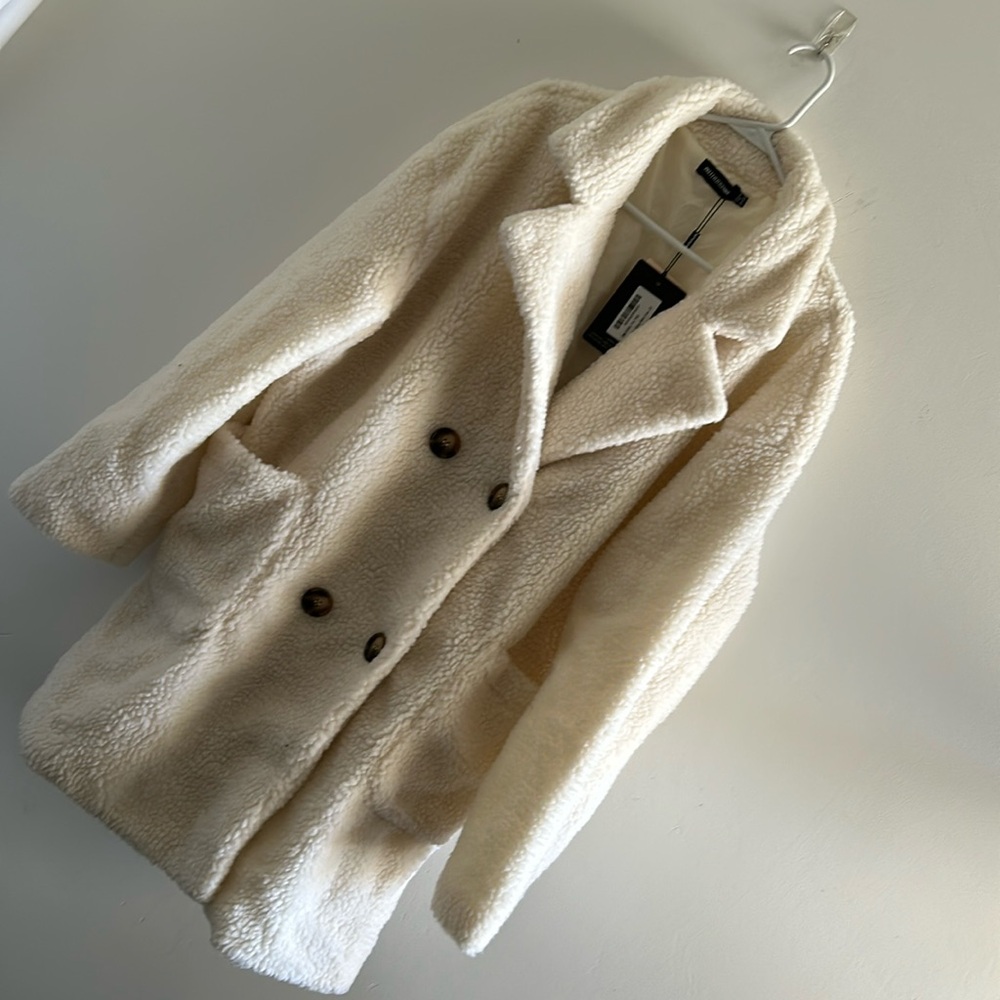 Pretty Little Things Coat Women’s Size 22 Cream Borg Midi Coat NWT - Picture 2 of 8
